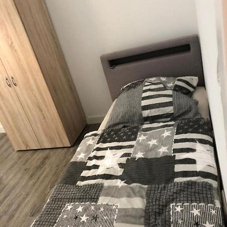 Godorfer Burg Monteuer Zimmer Wesseling Buitenkant foto