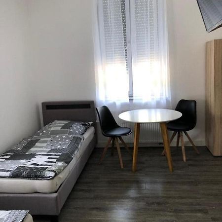 Godorfer Burg Monteuer Zimmer Wesseling Buitenkant foto