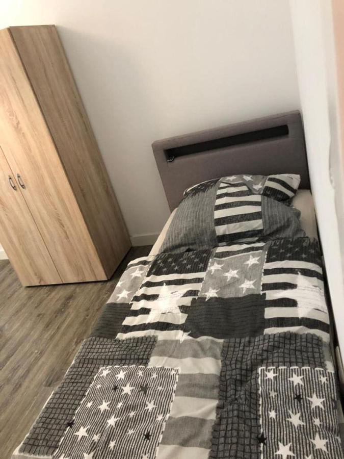 Godorfer Burg Monteuer Zimmer Wesseling Buitenkant foto